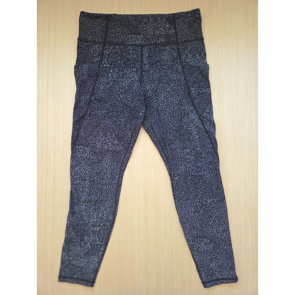 Athleta Leggings Women's  Black Rainwater Salutation Stash Pocket Tight 27”